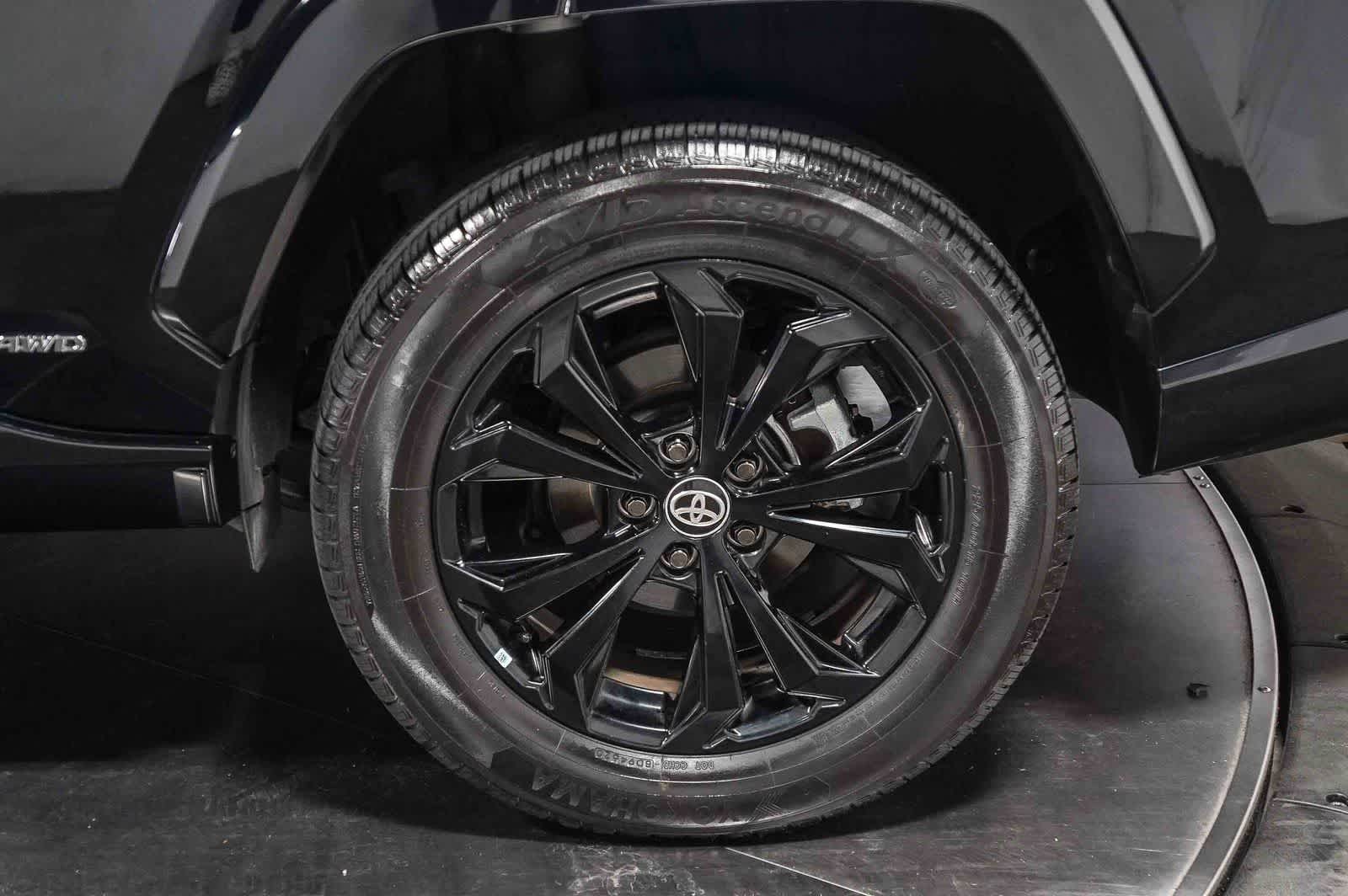 2022 Toyota RAV4 Hybrid SE