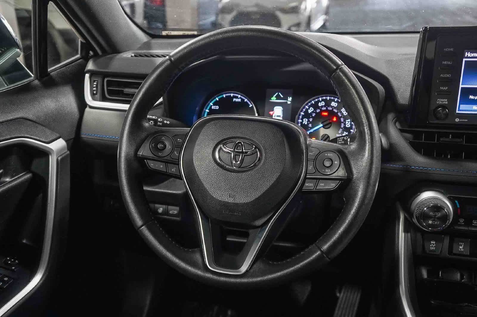 2022 Toyota RAV4 Hybrid SE