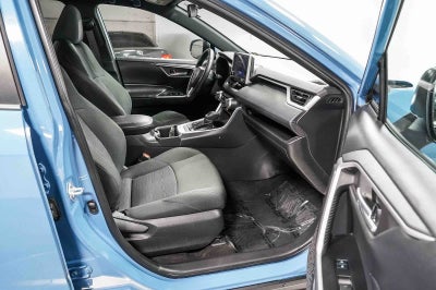 2023 Toyota RAV4 Hybrid SE