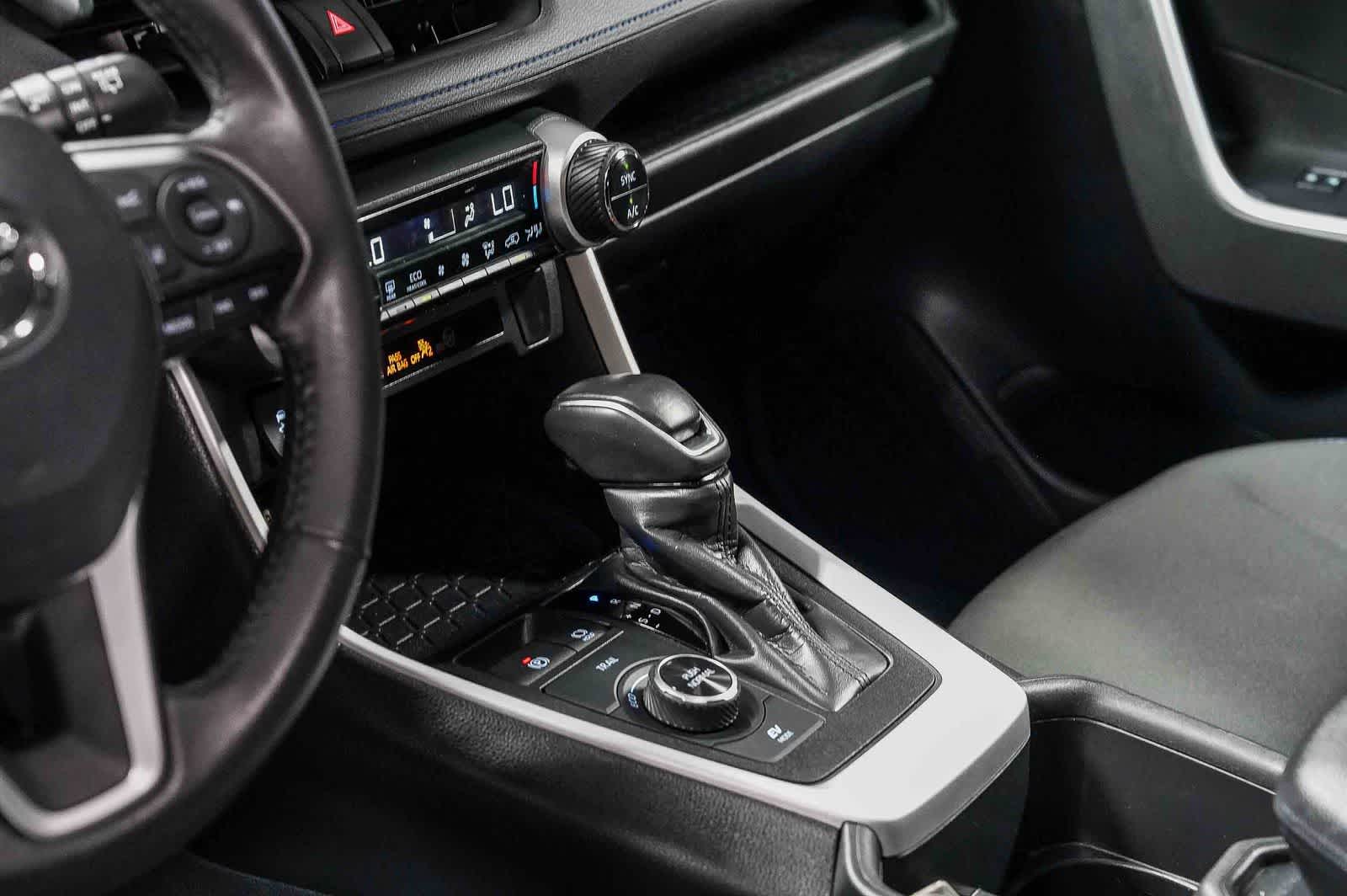 2023 Toyota RAV4 Hybrid SE