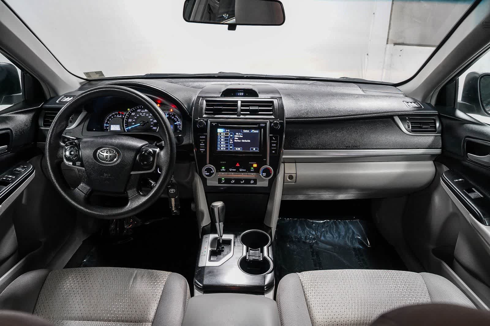 2014 Toyota Camry LE