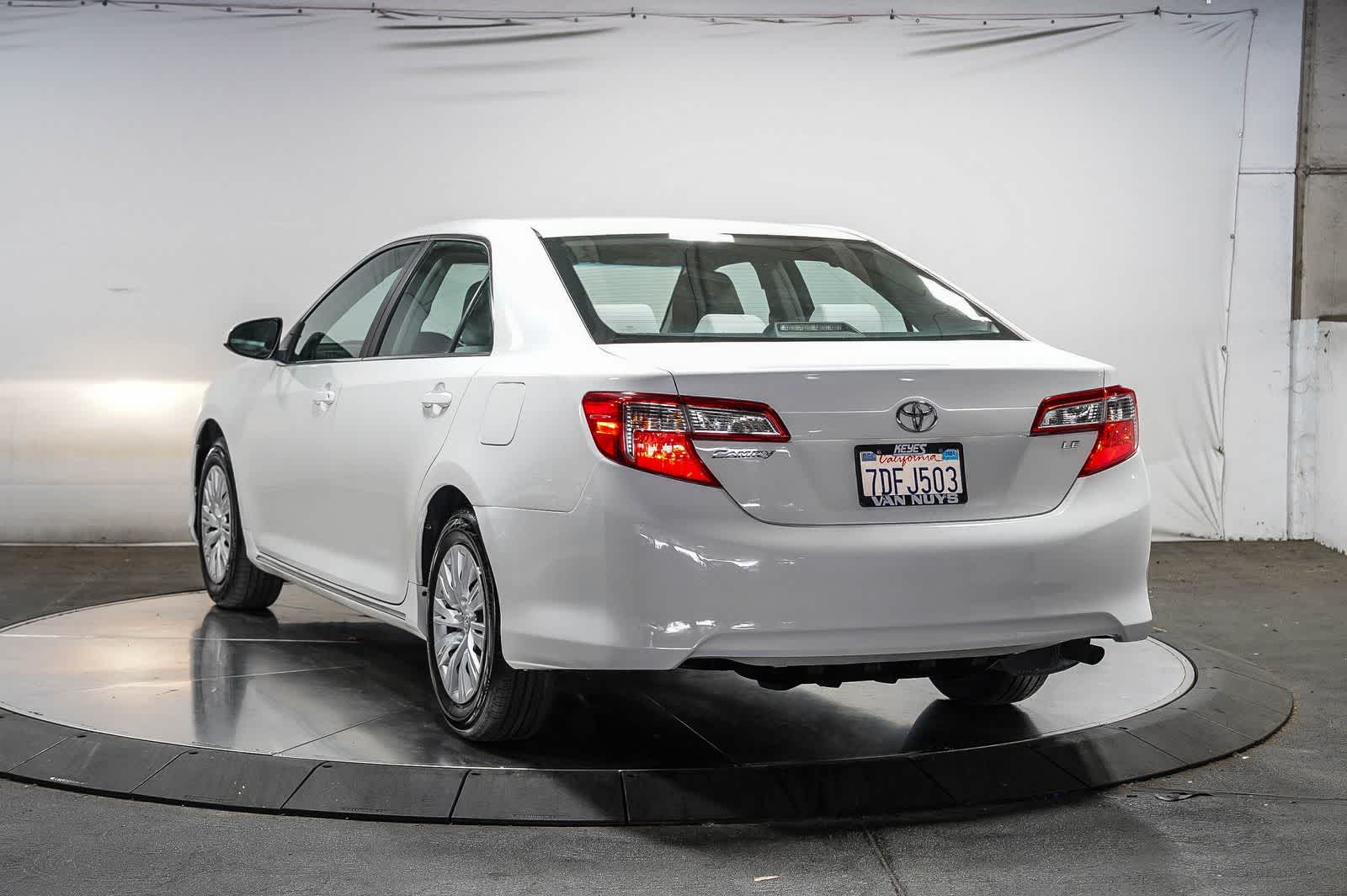 2014 Toyota Camry LE