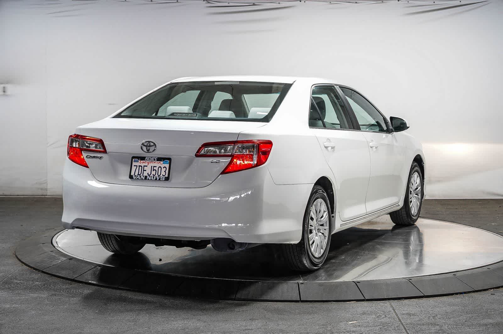 2014 Toyota Camry LE