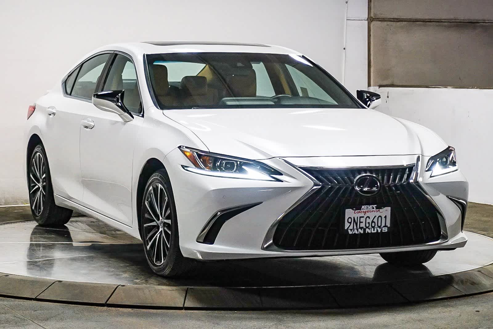 2024 Lexus ES ES 300h