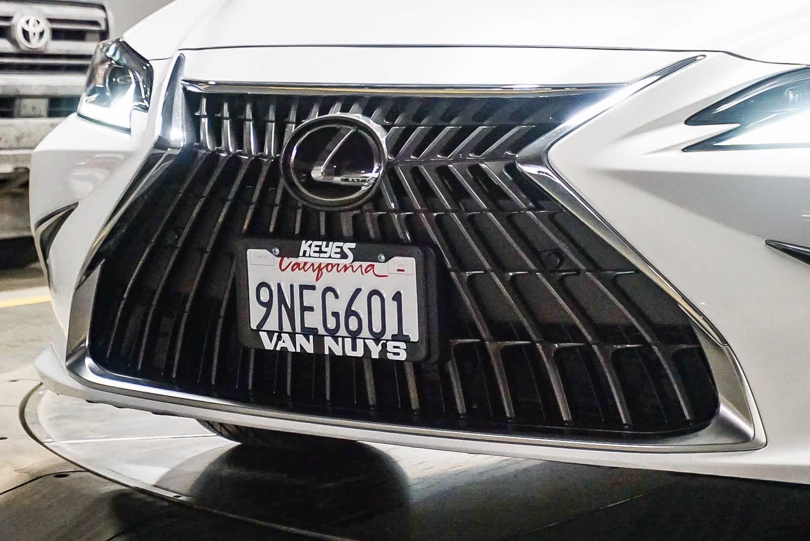 2024 Lexus ES ES 300h