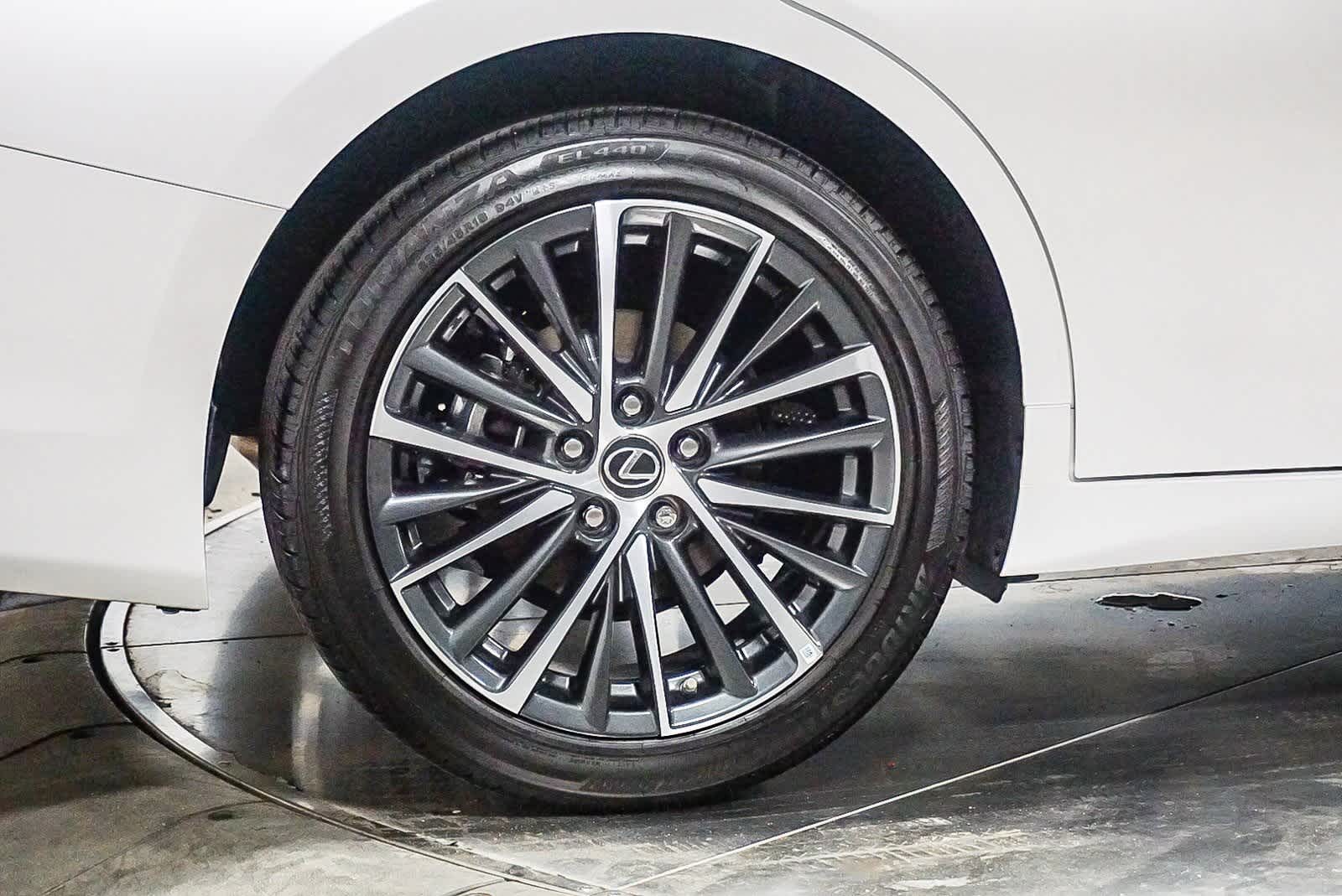 2024 Lexus ES ES 300h