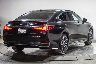 2025 Lexus ES 300h ES 300h