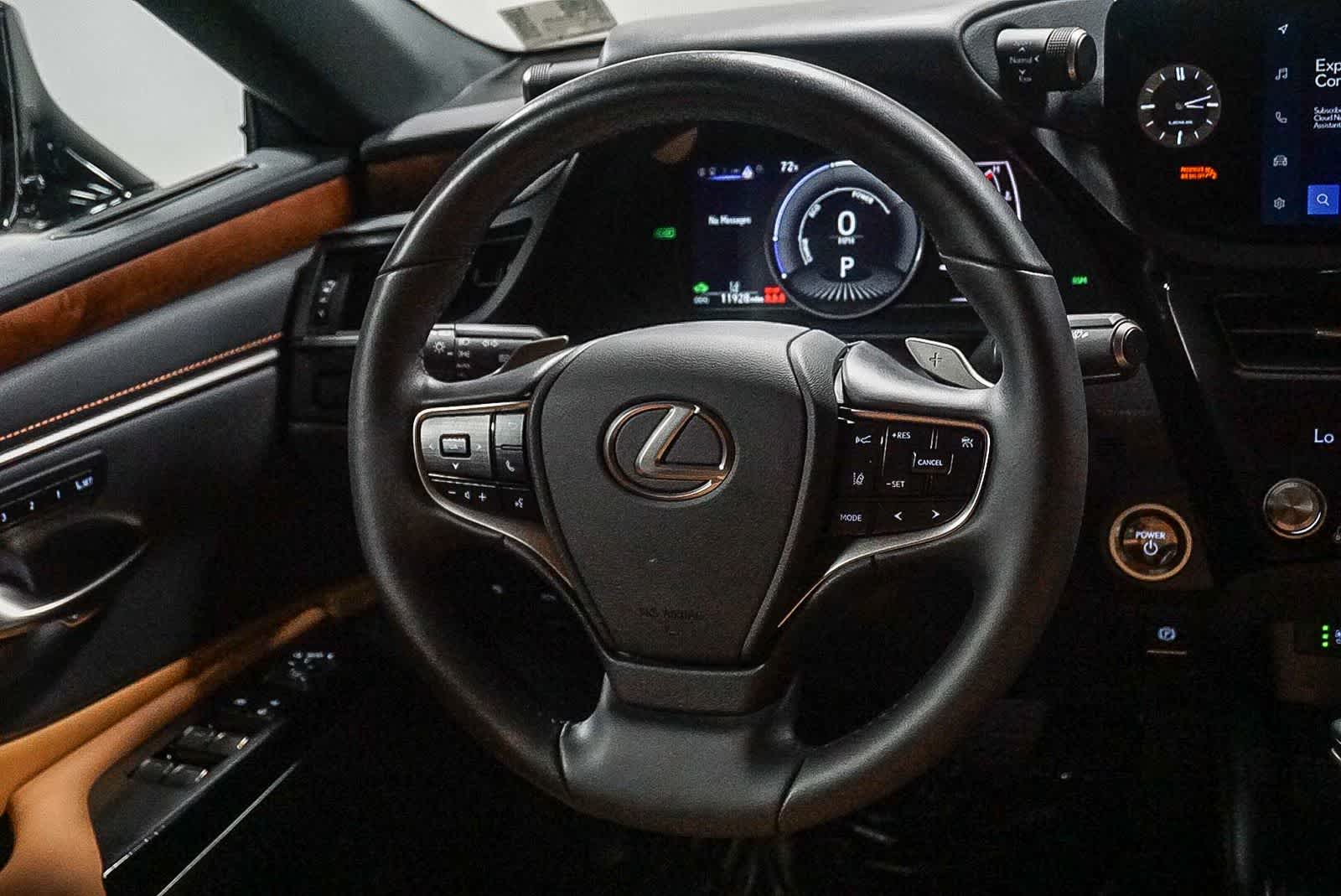 2025 Lexus ES 300h ES 300h