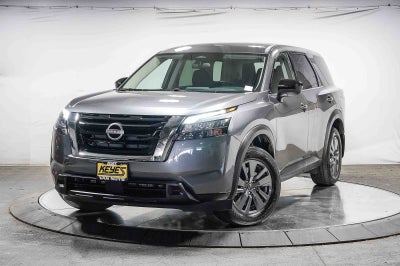 2024 Nissan Pathfinder S