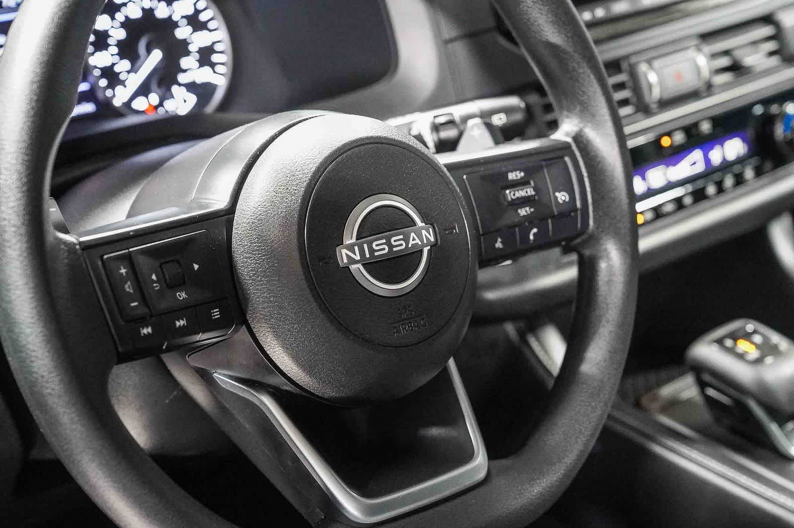2024 Nissan Pathfinder S