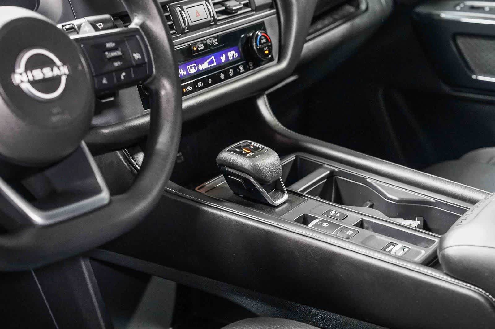 2024 Nissan Pathfinder S