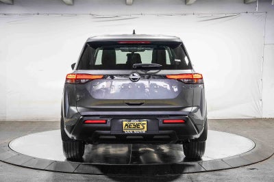2024 Nissan Pathfinder S