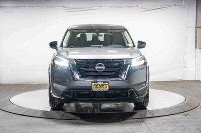 2024 Nissan Pathfinder S