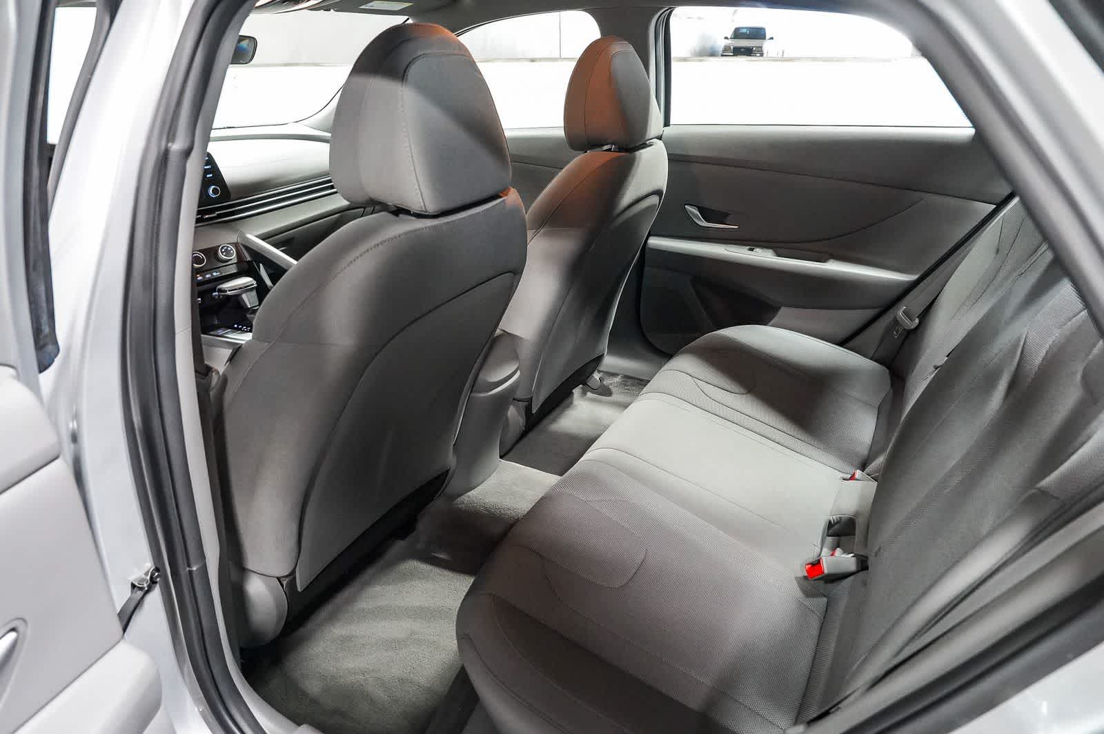 2021 Hyundai Elantra SE