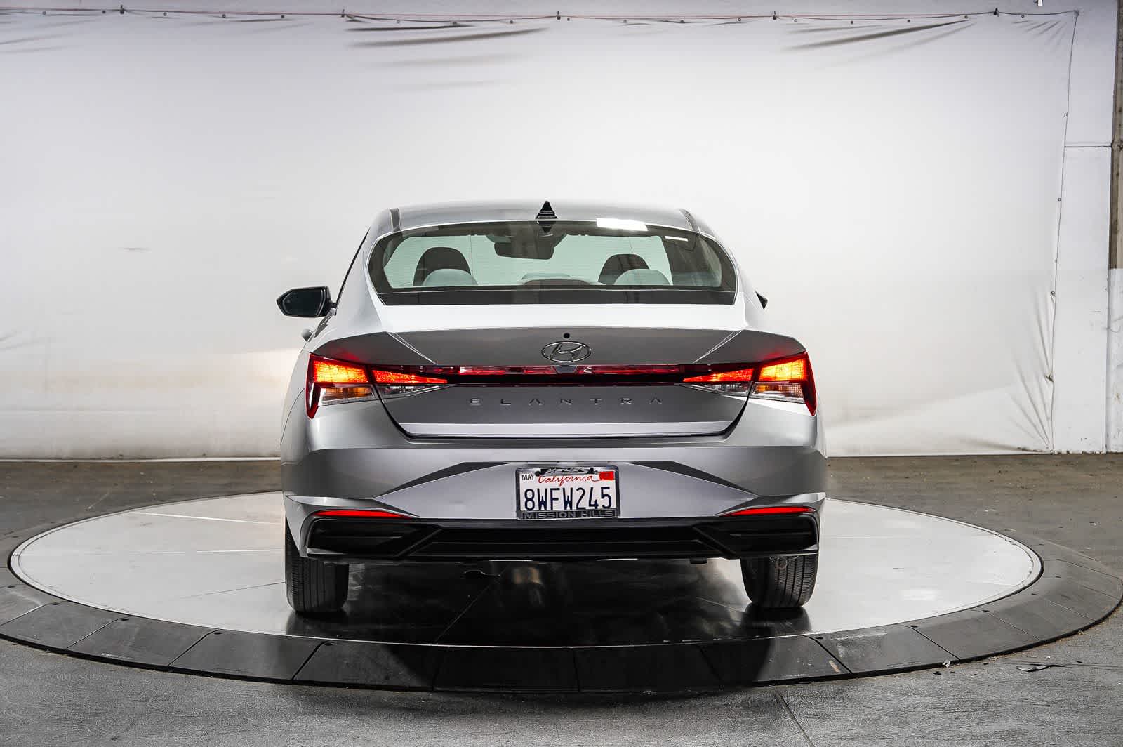 2021 Hyundai Elantra SE