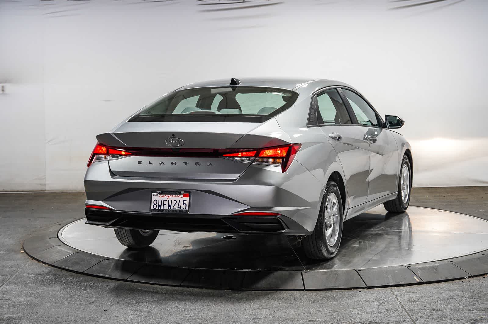 2021 Hyundai Elantra SE