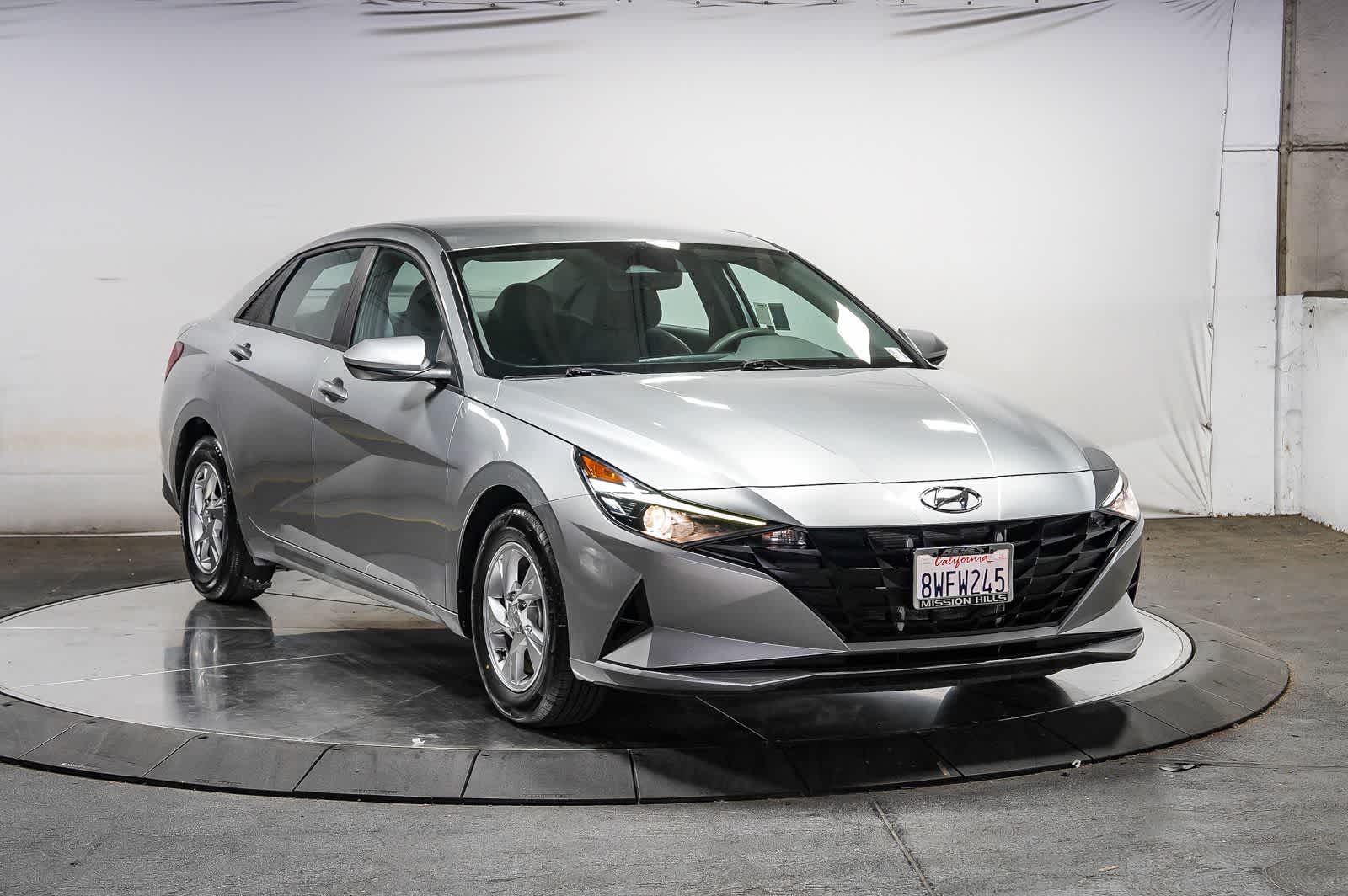 2021 Hyundai Elantra SE