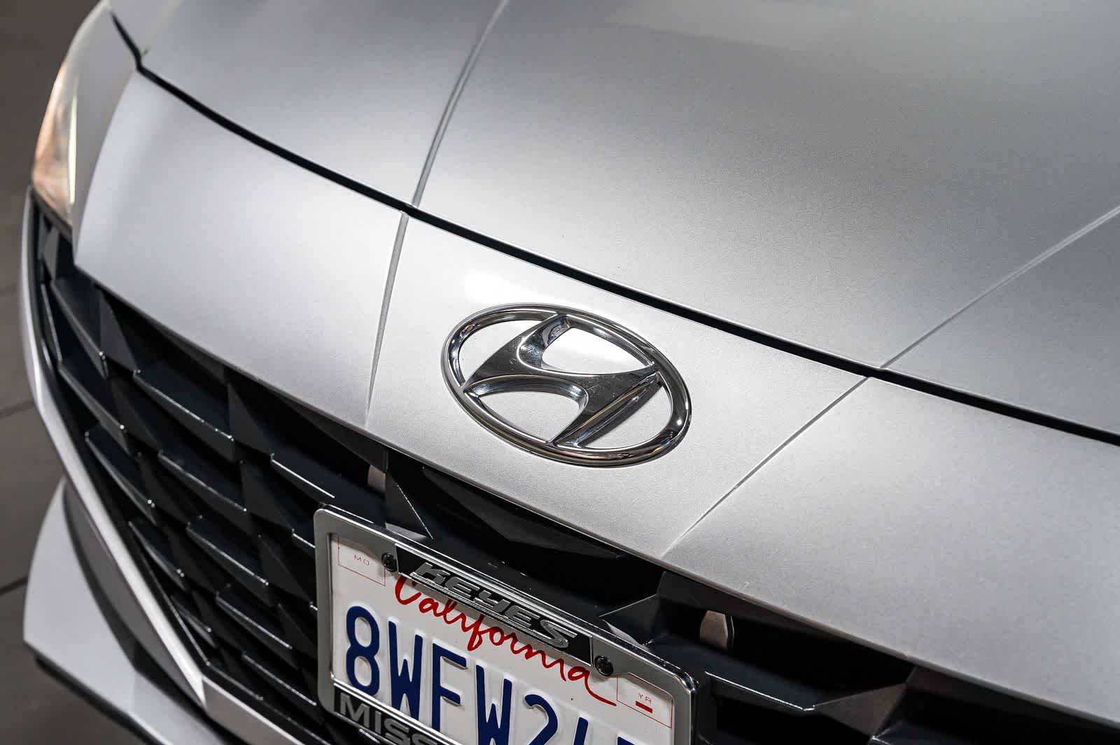 2021 Hyundai Elantra SE