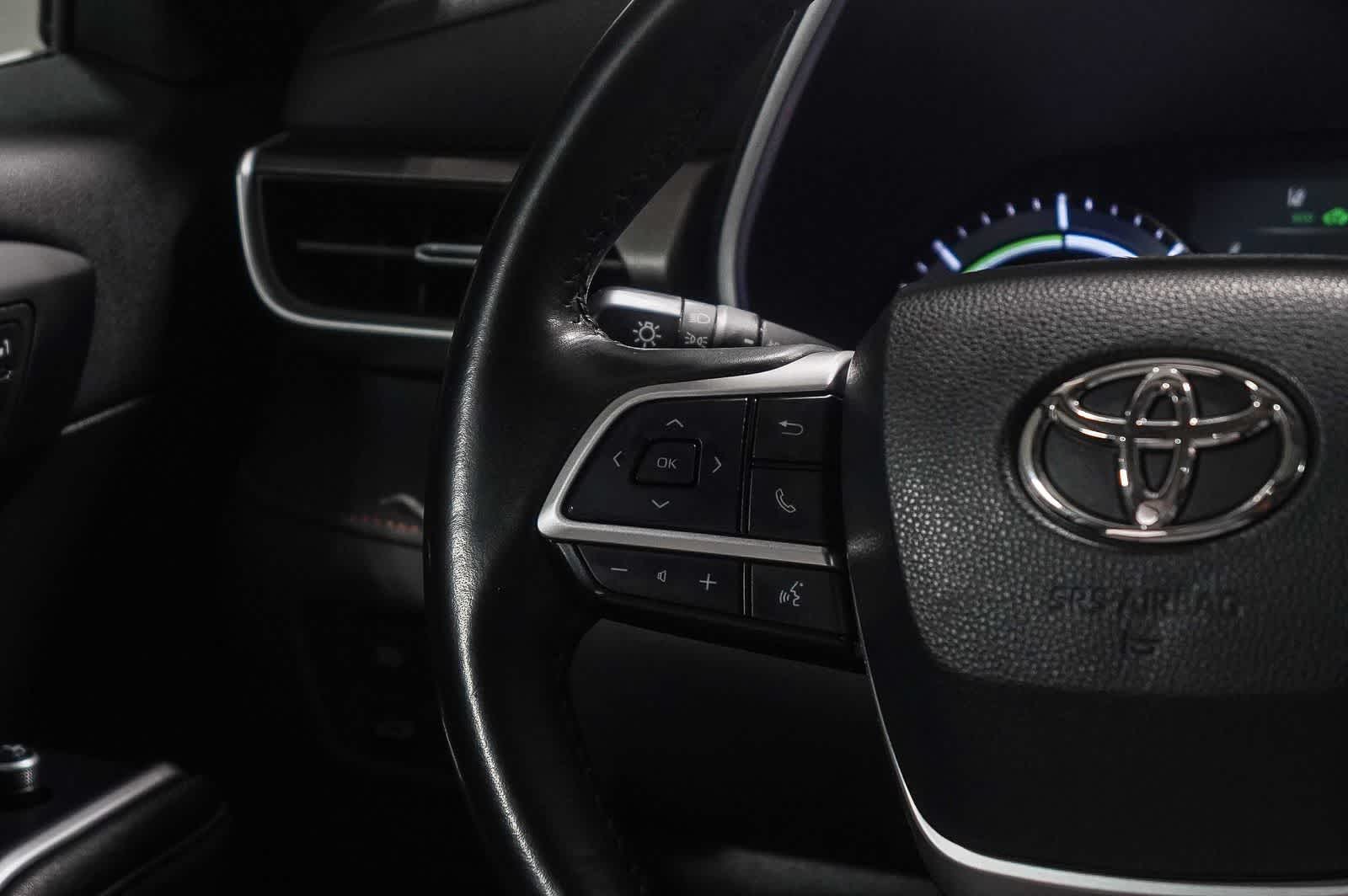2023 Toyota Highlander Hybrid Bronze Edition