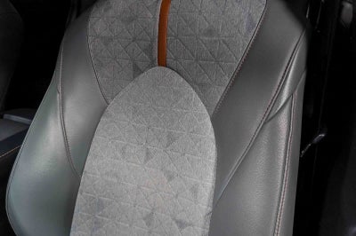 2023 Toyota Highlander Hybrid Bronze Edition