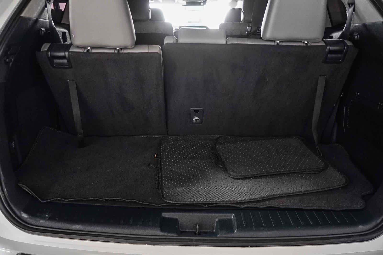 2023 Toyota Highlander Hybrid Bronze Edition