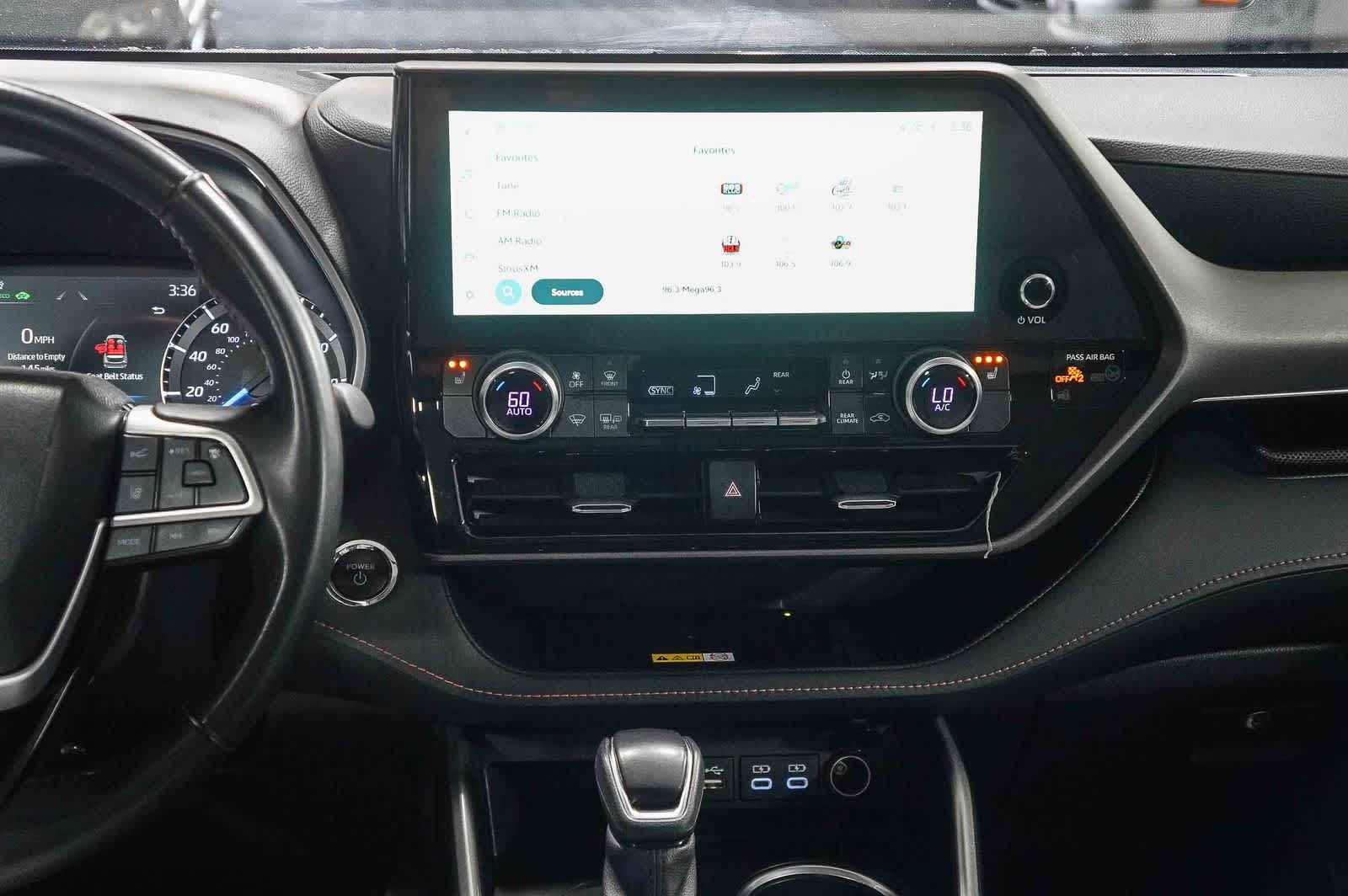 2023 Toyota Highlander Hybrid Bronze Edition