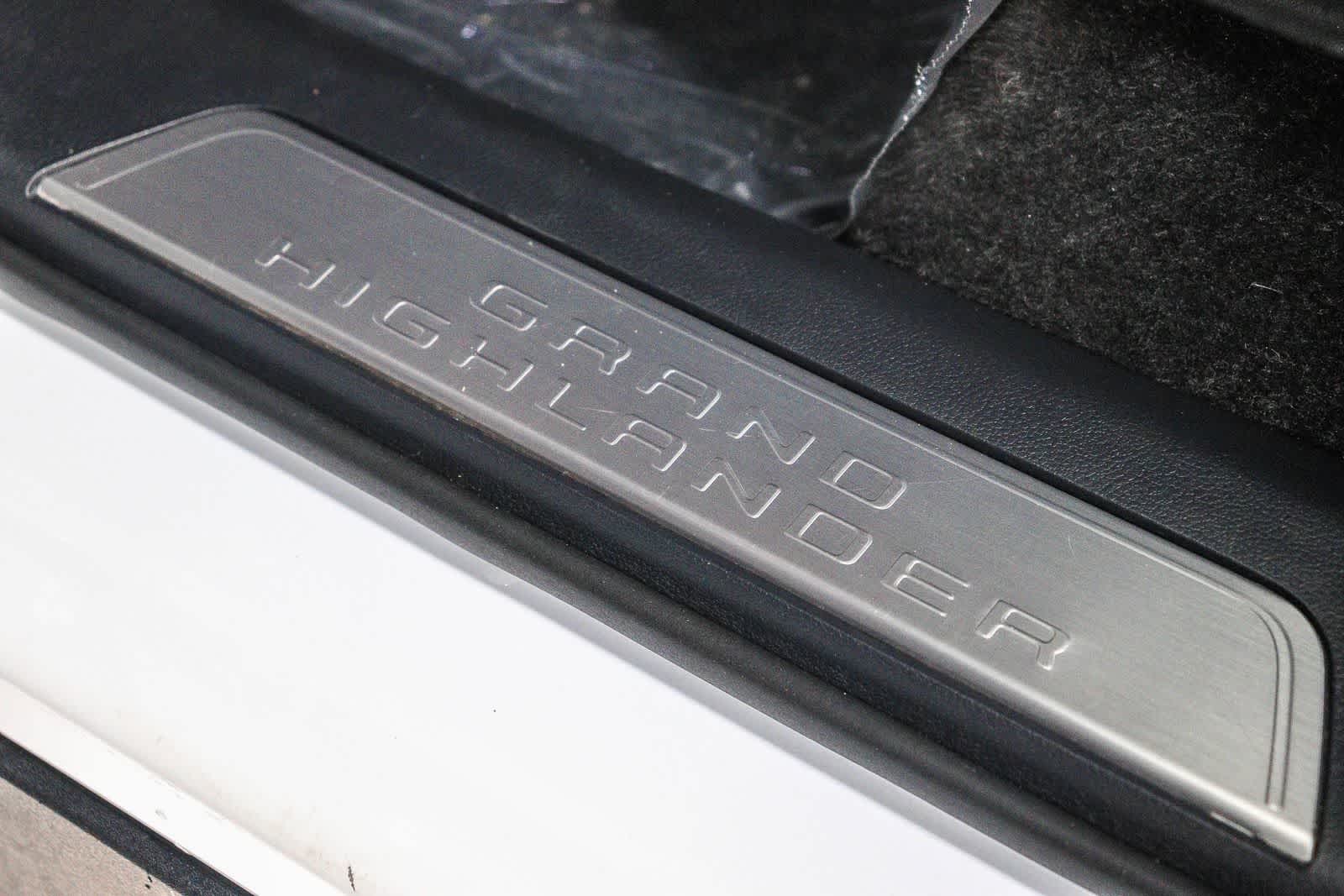 2025 Toyota Grand Highlander Hybrid Nightshade Edition