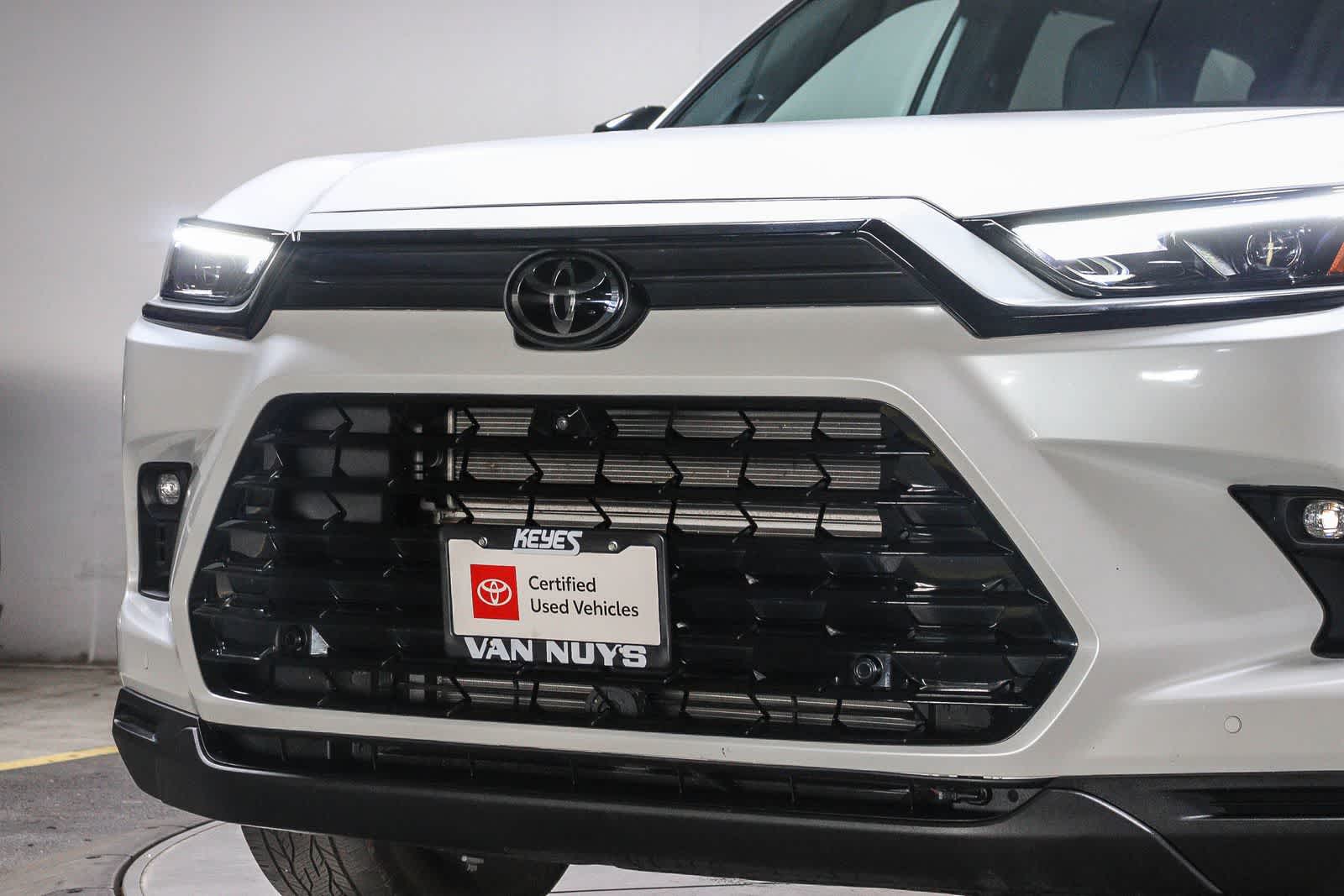 2025 Toyota Grand Highlander Hybrid Nightshade Edition