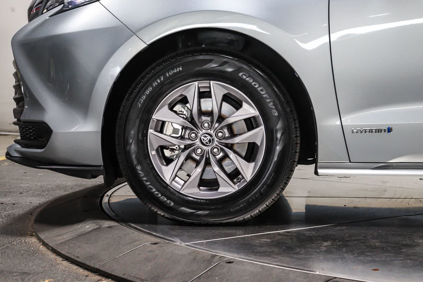 2021 Toyota Sienna LE