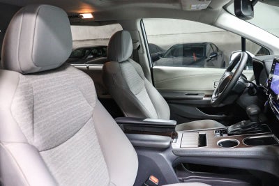 2021 Toyota Sienna LE