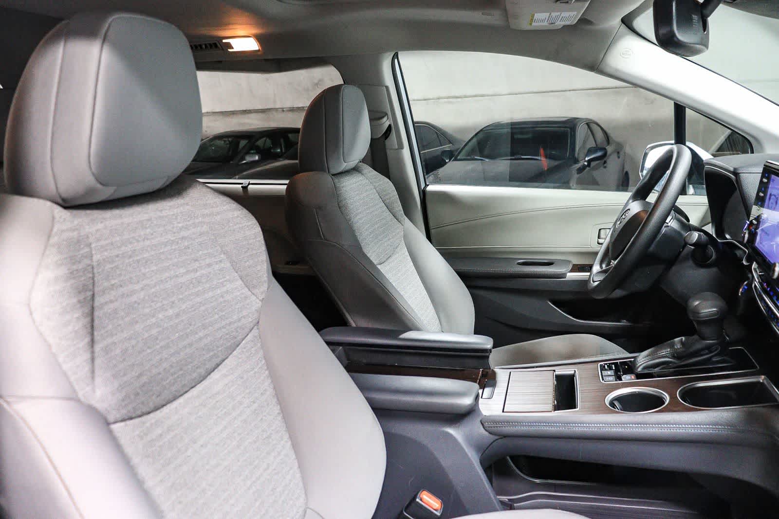 2021 Toyota Sienna LE