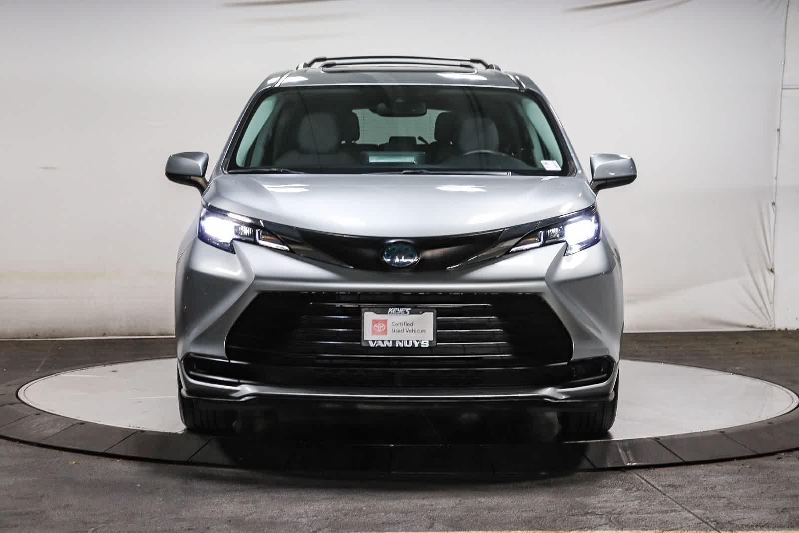 2021 Toyota Sienna LE