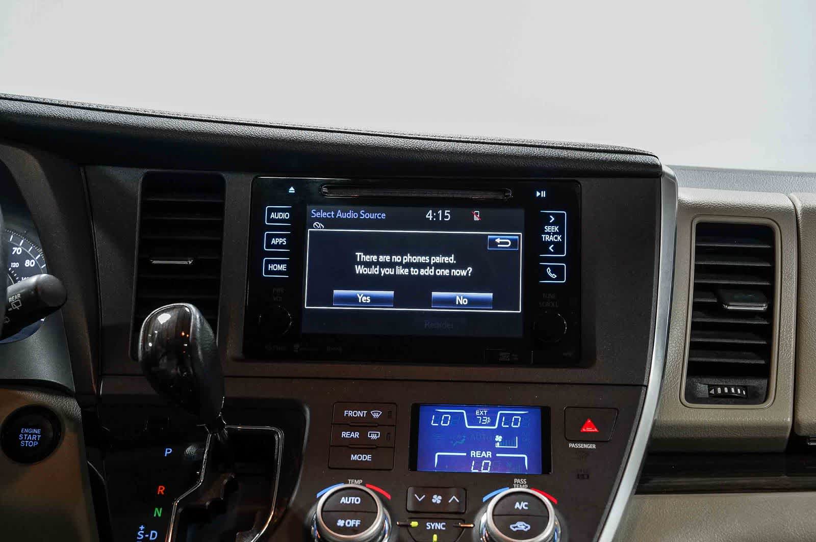 2016 Toyota Sienna XLE