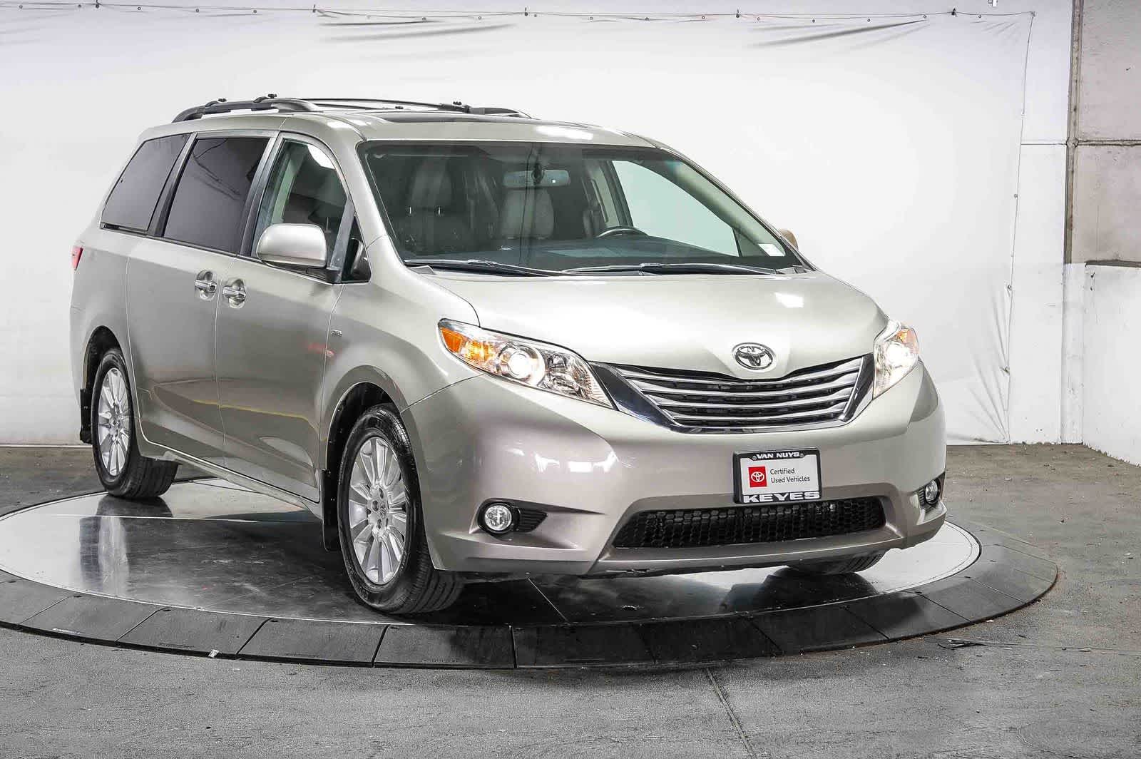 2016 Toyota Sienna XLE