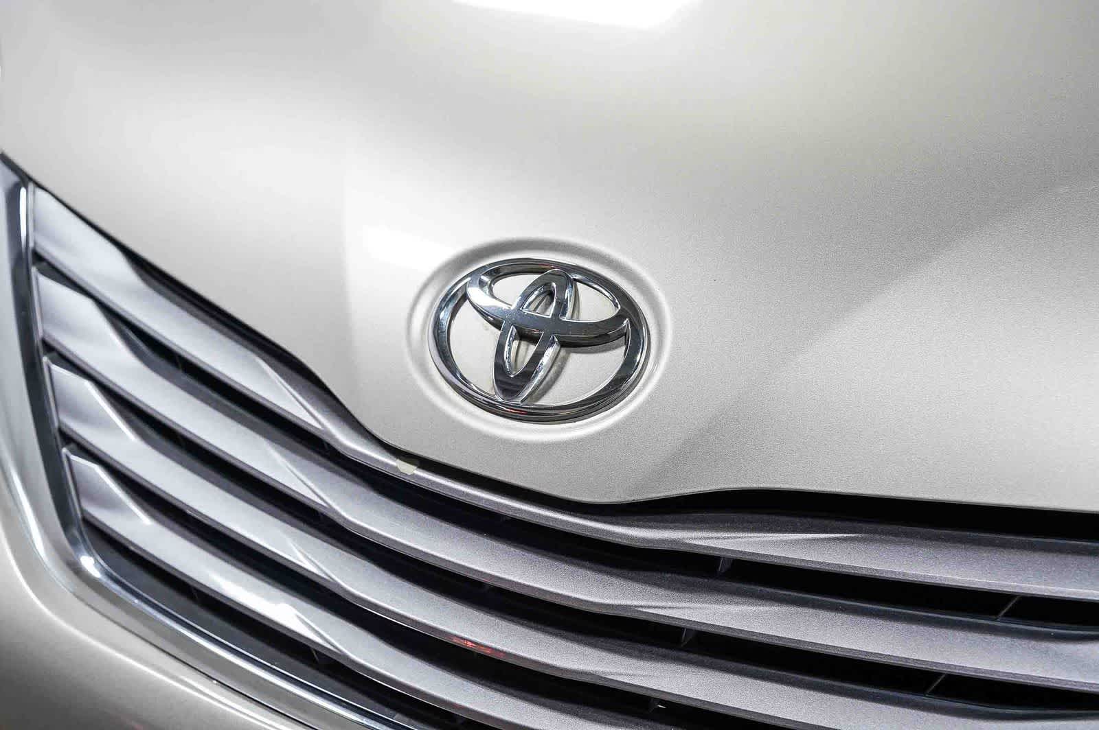 2016 Toyota Sienna XLE
