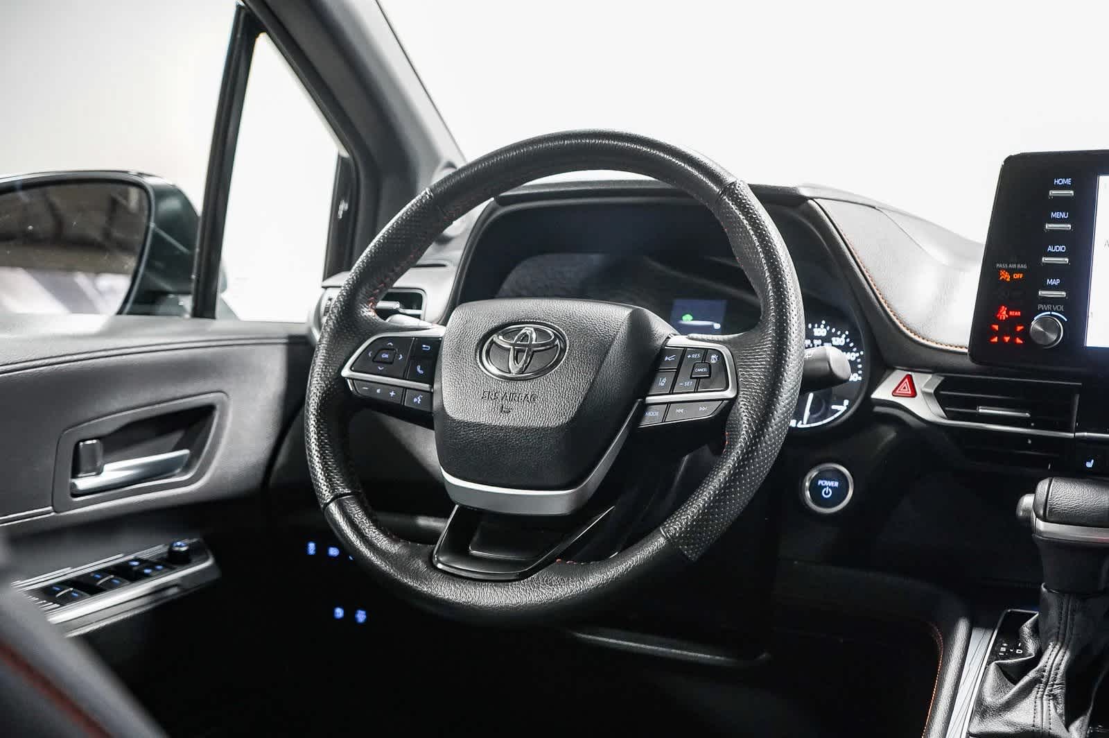 2024 Toyota Sienna XSE