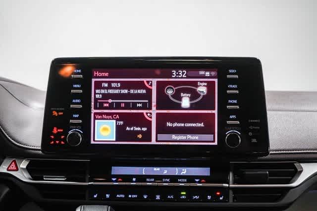 2023 Toyota Sienna Platinum