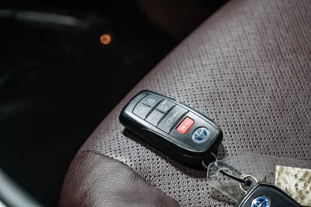 2023 Toyota Sienna Platinum