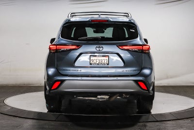 2022 Toyota Highlander Platinum