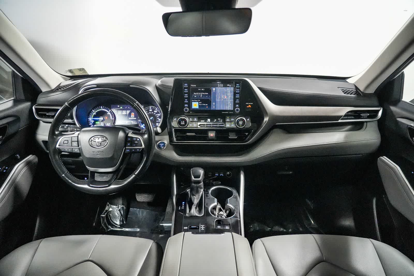2022 Toyota Highlander Hybrid XLE