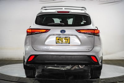 2022 Toyota Highlander Hybrid XLE