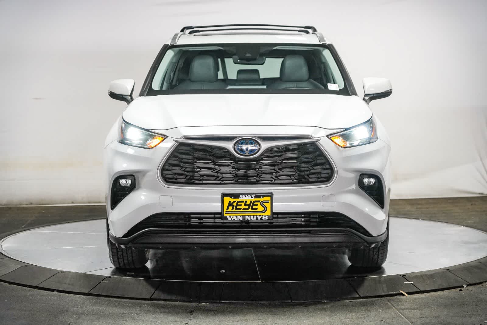2022 Toyota Highlander Hybrid XLE