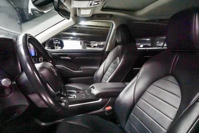 2021 Toyota Highlander Hybrid XLE