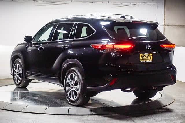 2021 Toyota Highlander Hybrid XLE