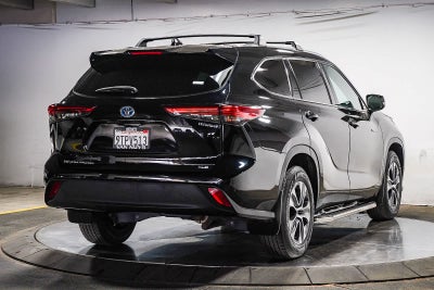 2021 Toyota Highlander Hybrid XLE