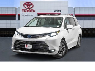 2023 Toyota Sienna XLE