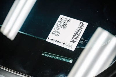 2022 Toyota Sienna XLE