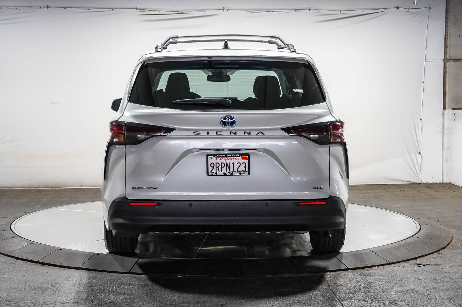 2025 Toyota Sienna XLE