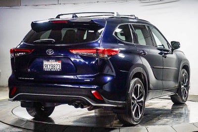 2021 Toyota Highlander XSE