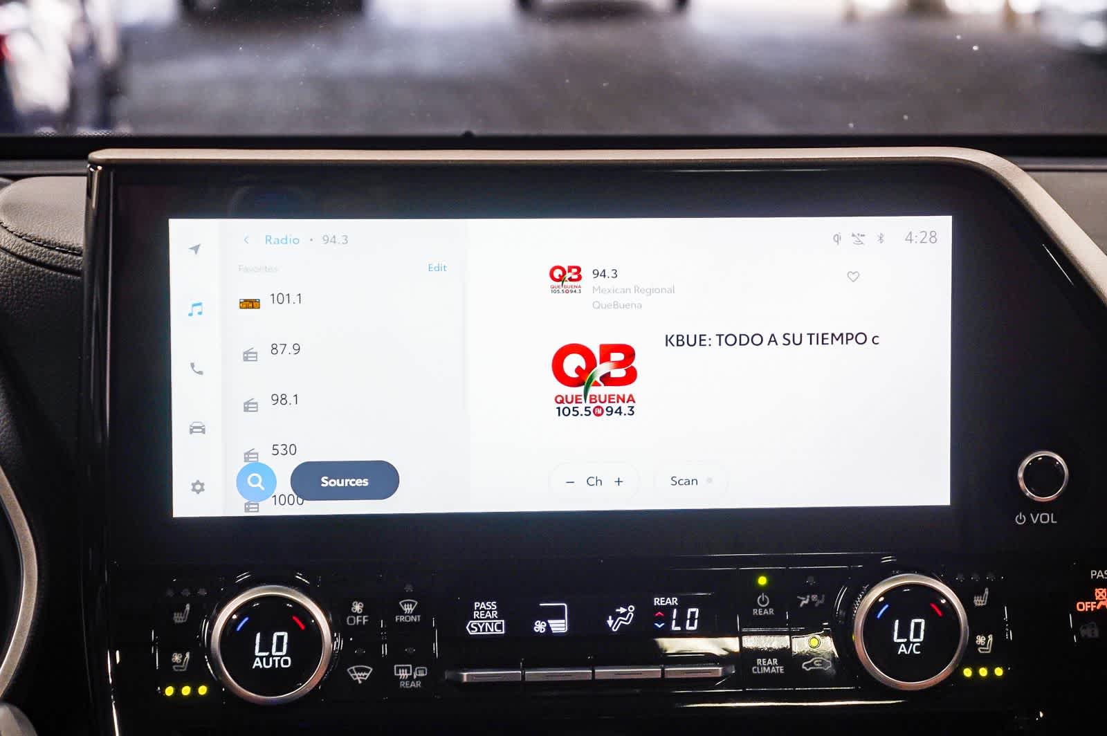 2025 Toyota Highlander Hybrid Limited 25th Edition
